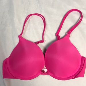 Victoria’s Secret push Hot pink Bra 32 C